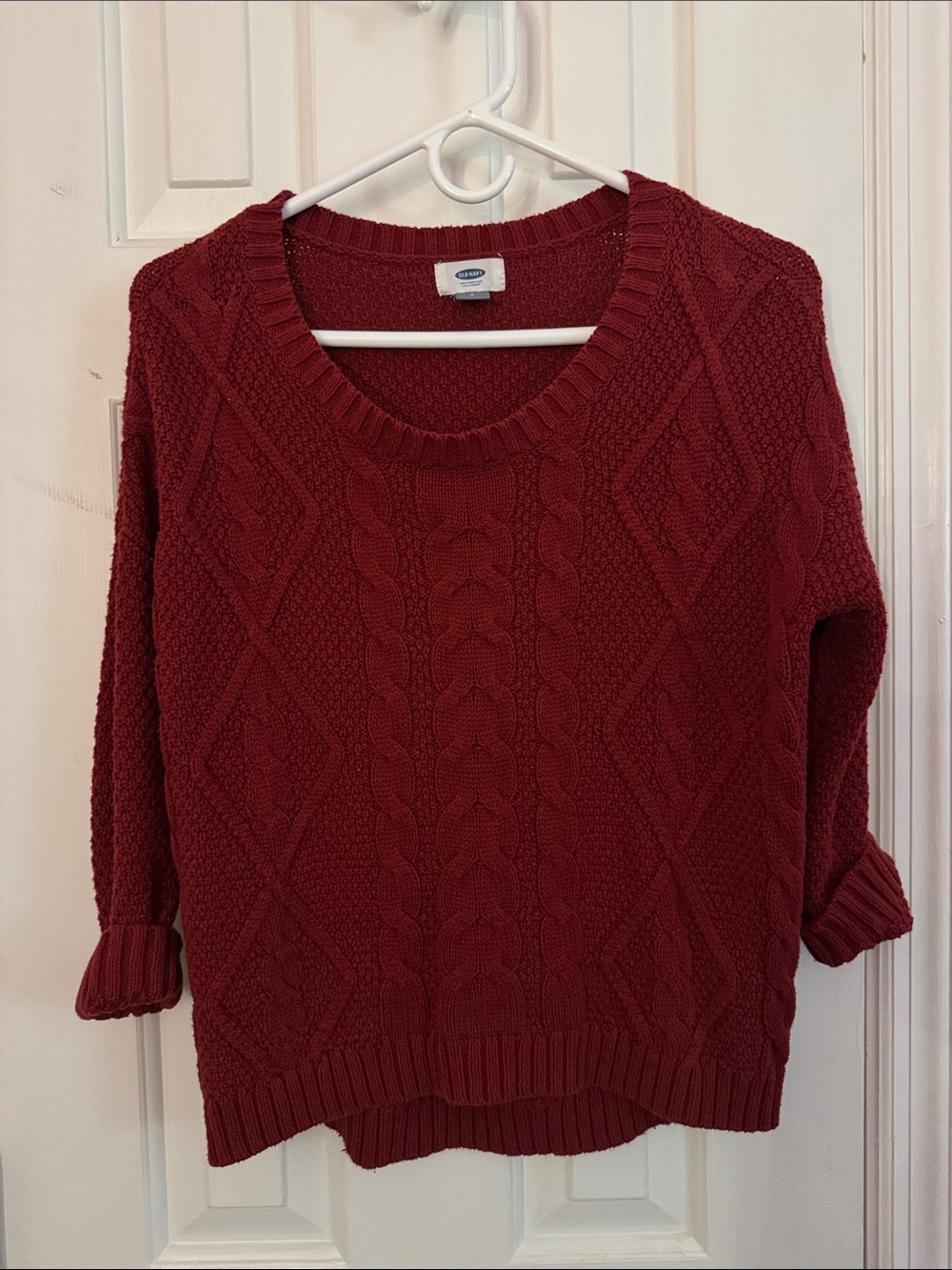 Cozy Cable-Knit Sweater - Deep Red
